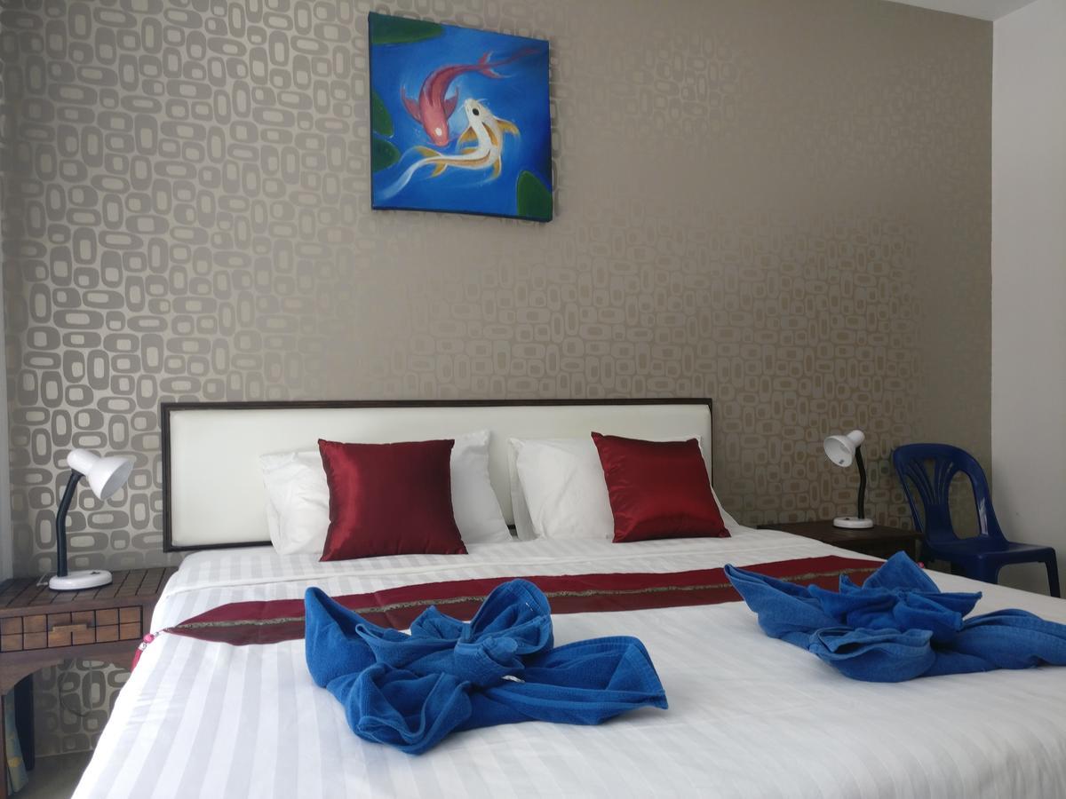 Hotel White Sky Boutique Patong Exterior foto